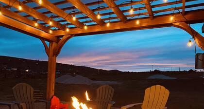 Relax at Loving Life at the Greens! 8 Bed 4.5 Bath Bear Lake Home w/Beds for 33!