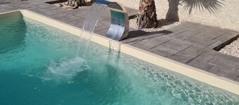 Villa piscine de la garrigue