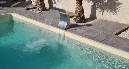 Villa piscine de la garrigue