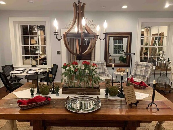 Dining - Boyd Harvey Main House & Carriage House by RedAwning (Knoxville)