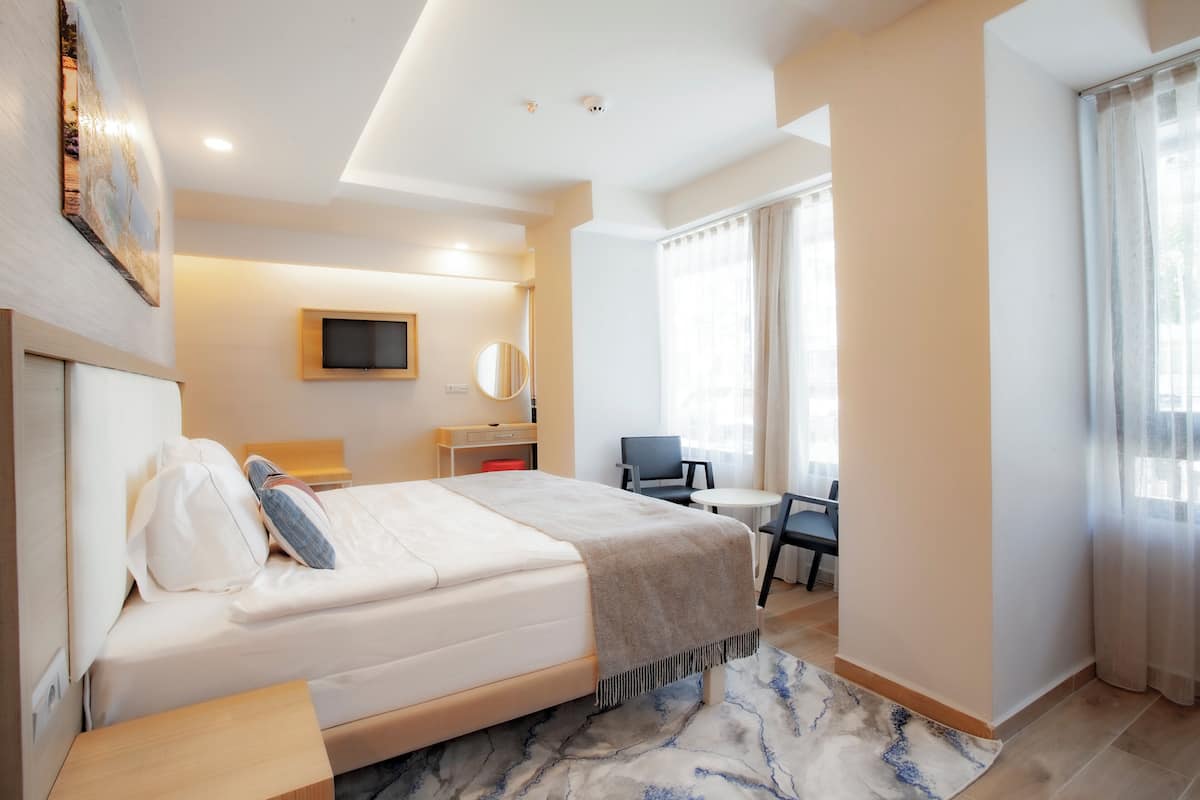 Chambre Double Luxe, 1 grand lit, non-fumeur, vue ville