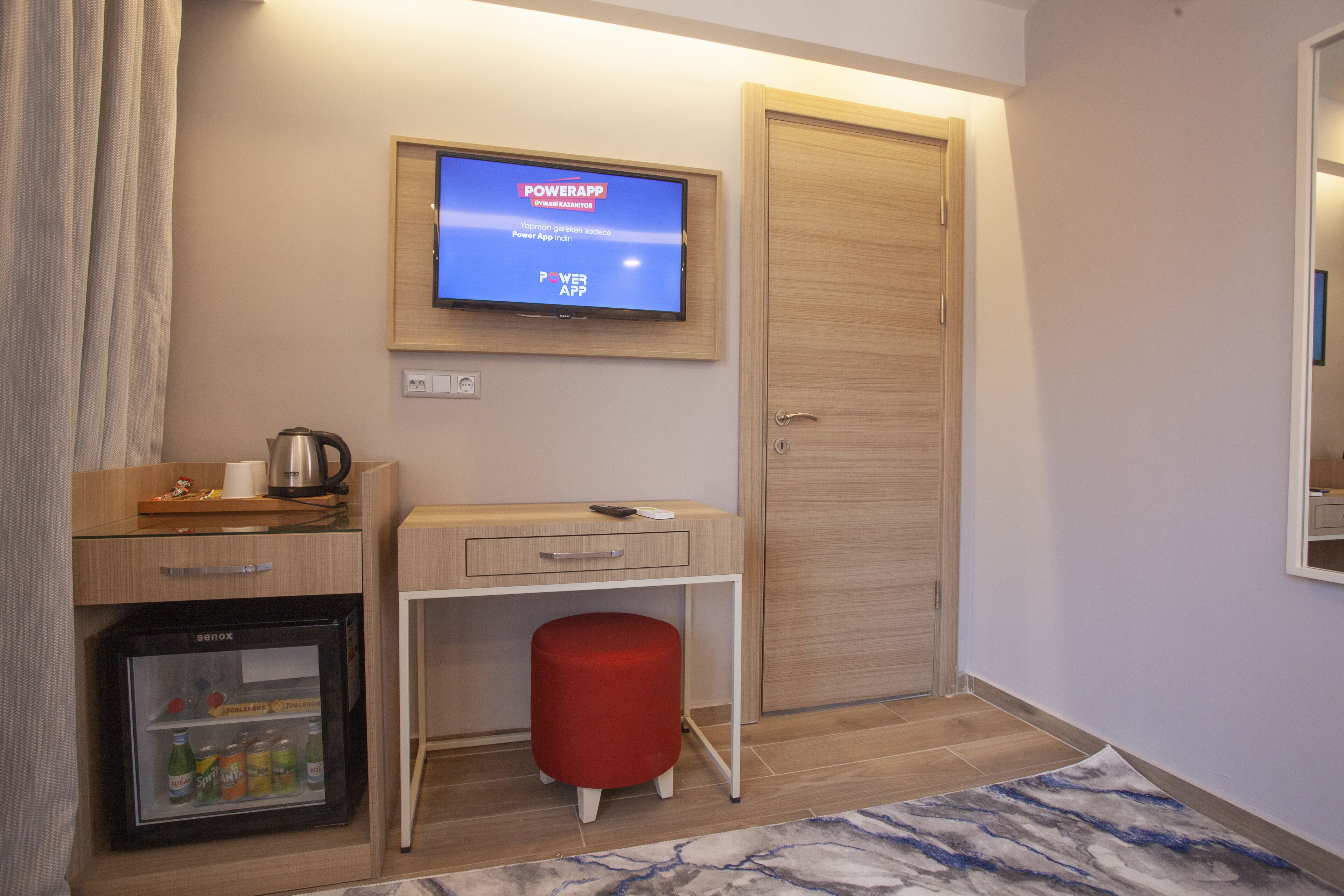 egyptian cotton sheets, premium bedding, minibar, in-room safe