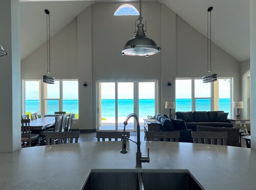 Starfish House, Great Exuma - Great for 4 couples or 2 families. 