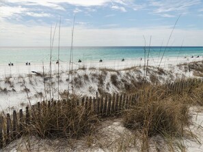 Beach nearby, sun loungers, beach towels