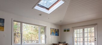 The Hudson Escape – Pool, Hot Tub, & 13 private acres of fun!