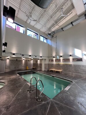 Piscine couverte, piscine chauffée