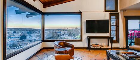 スマートテレビ、テーブルサッカー台