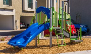 Children's area - East Mesa - Newer Condo Rental (Mesa)