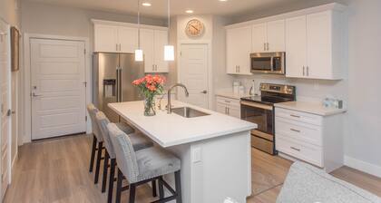 East Mesa - Newer Condo Rental