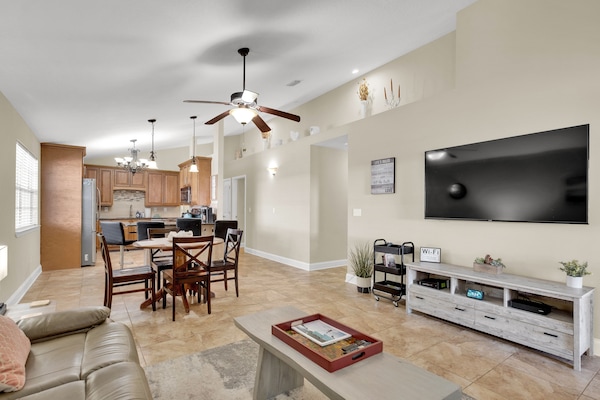 リビング エリア