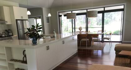 Tranquility in the bush close to lakes and beaches