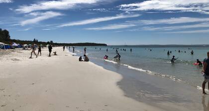 On the Verge - charming Callala Beach cottage