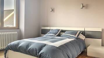 2 chambres, fer et planche à repasser, Wi-Fi gratuit