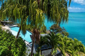 Outdoor pool - Edge 10 - Magnificent Views! (Hamilton Island)