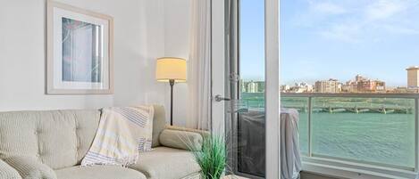 Televisio, työhuone