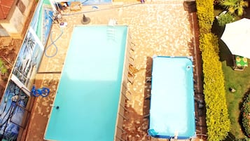 Hồ bơi