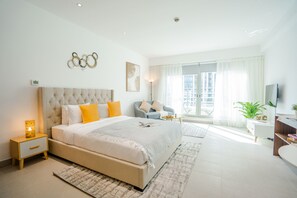 Individually decorated - Nasma Luxury Stays- BLVD Central Podium (Dubai)