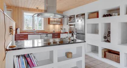 Nice home in Rødby with sauna