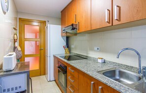 Oven, stovetop, dishwasher, coffee/tea maker