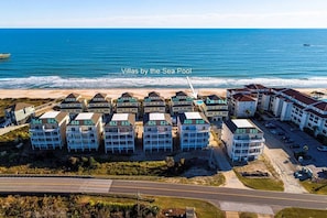 Exterior - Modern oceanfront B Lot, 6 BR, 4.5 baths, Hot Tub, Elevator & Community Pool (North Topsail Beach)