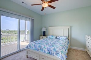 6 makuuhuonetta, silitysrauta/-lauta, ilmainen Wi-Fi, vuodevaatteet