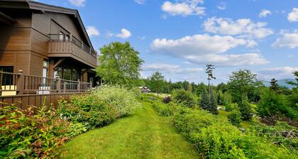 Year-Round Luxury Mountain Villa @ Trapp & Stowe with Resort Amenities Included!