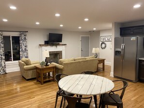 Interior - Cardinal Gem - 3 bdrm/2bath home in Taylors (Taylors)