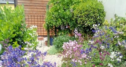 Beautiful Barn Conversion in a quiet village with Restaurant and boulangerie
