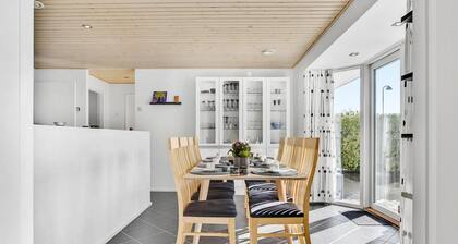 4 bedroom stunning home in Skårup Fyn