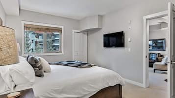 1 bedroom, desk, iron/ironing board, free WiFi