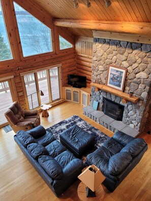 Smart TV, fireplace, DVD player, table tennis - Panoramic Island studded views! Spectacular ledge rock setting! (Tower)