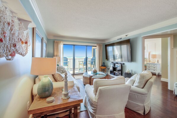 TV - XPLORIE ACTIVITIES & LINENS INCLUDED*! Plaza 2BR/den oceanfront condo with indoor/outdoor pools! (Ocean City)