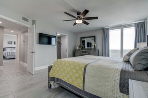 2 bedrooms, desk, iron/ironing board, free WiFi