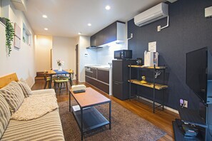 Private Vacation Home, Non smoking | Living area | 32-inch flat-screen TV with cable channels, TV - Casas-K Nishikujyo (Osaka)