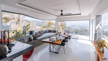 Premium Villa | In-room dining