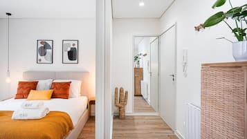 Desk, iron/ironing board, internet, bed sheets