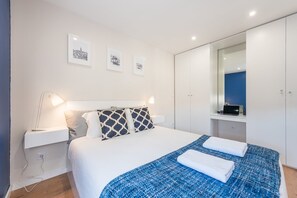 1 bedroom, desk, iron/ironing board, Internet - GuestReady - Theater Apartment (Porto)