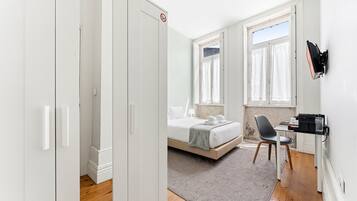 1 slaapkamer, een bureau, een strijkplank/strijkijzer, gratis internet