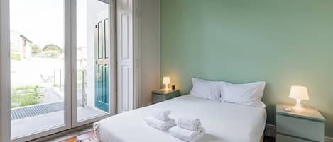 1 Schlafzimmer, Schreibtisch, Internetzugang, Bettwäsche