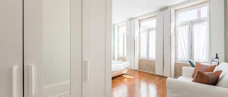 1 habitación, escritorio, internet y ropa de cama