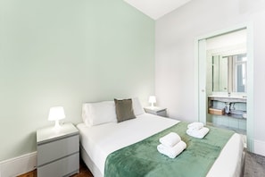 1 Schlafzimmer, Schreibtisch, Bügeleisen/Bügelbrett, Internetzugang