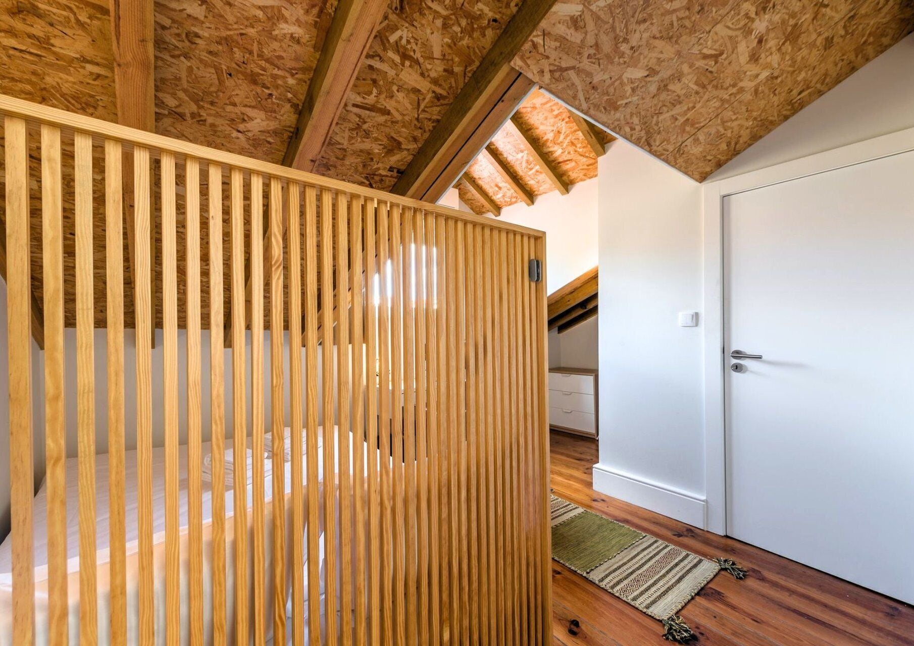1 chambre, bureau, fer et planche à repasser, accès à Internet