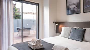 1 makuuhuone, työpöytä, silitysrauta/-lauta, internet