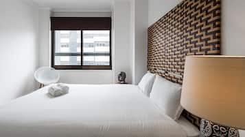 1 habitación, escritorio, internet y ropa de cama