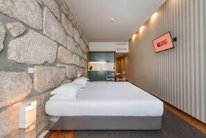 Free internet, bed sheets