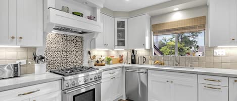 Microwave, oven, dishwasher