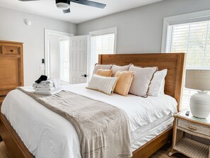 7 bedrooms, free WiFi, bed sheets, wheelchair access