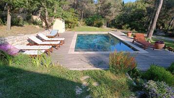 Piscine extérieure