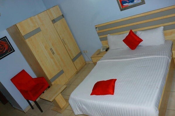 Room - Zaro Suites and Lounge Kano (Kano)