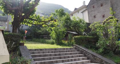 Mountain house in the heart of the village in the upper Aspe Valley